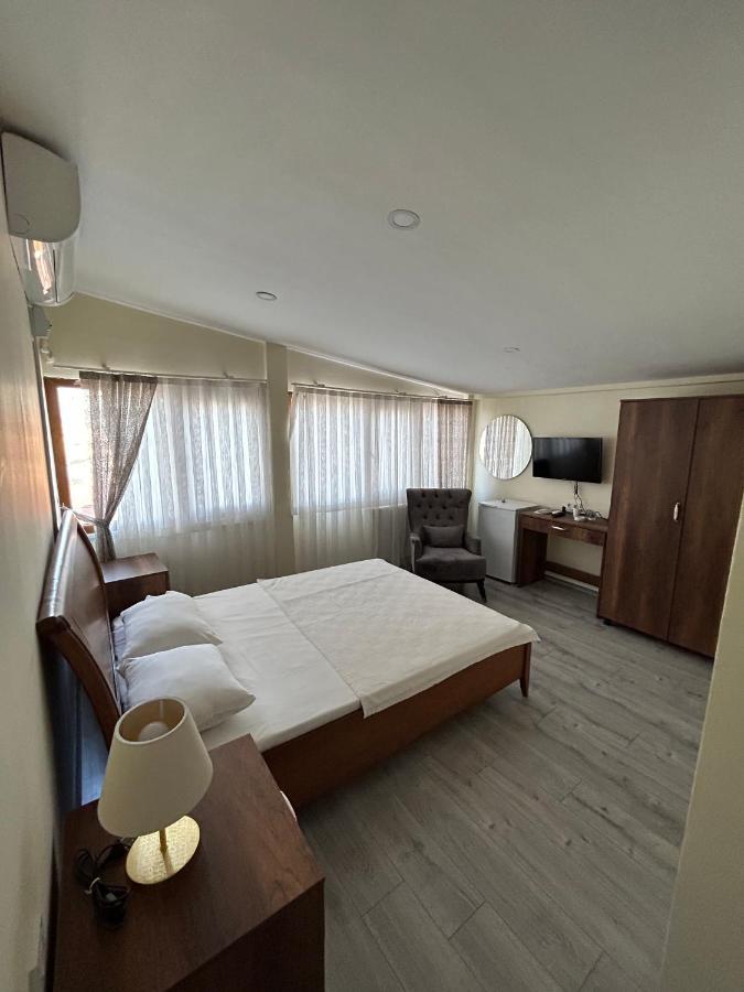 Naval Hotel Yalova ヤロヴァ エクステリア 写真