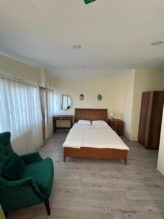 Naval Hotel Yalova エクステリア 写真