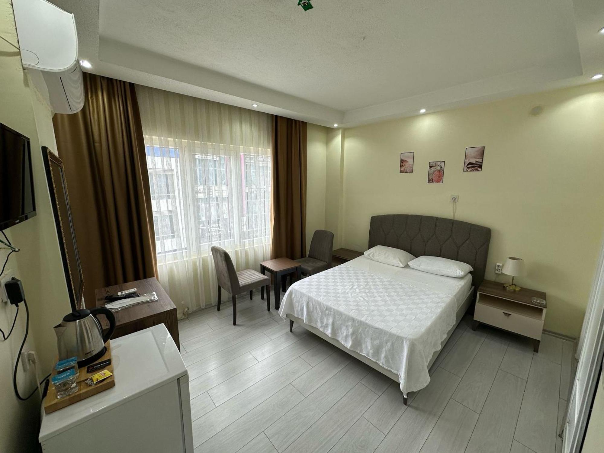 Naval Hotel Yalova ヤロヴァ エクステリア 写真