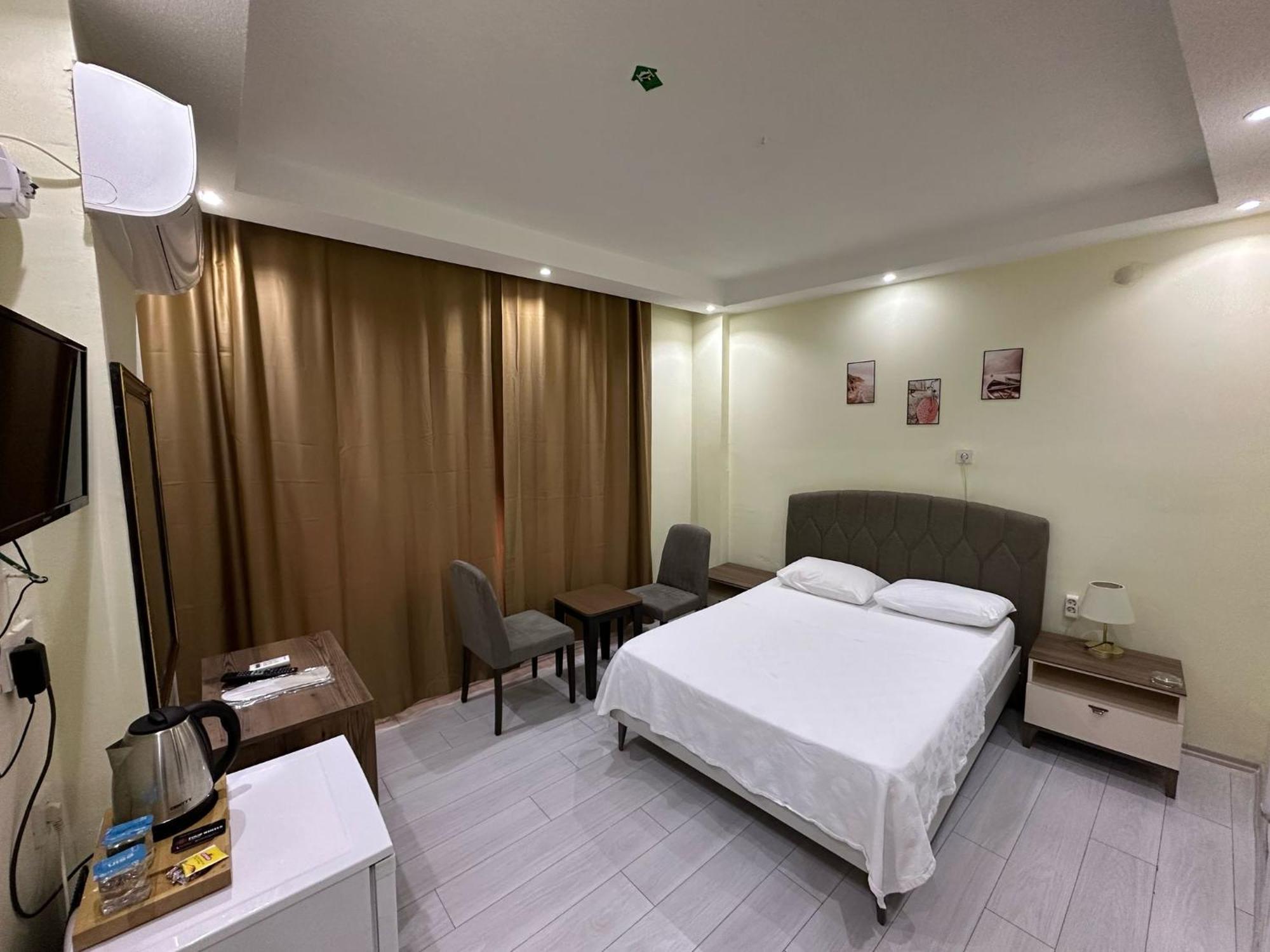 Naval Hotel Yalova ヤロヴァ エクステリア 写真