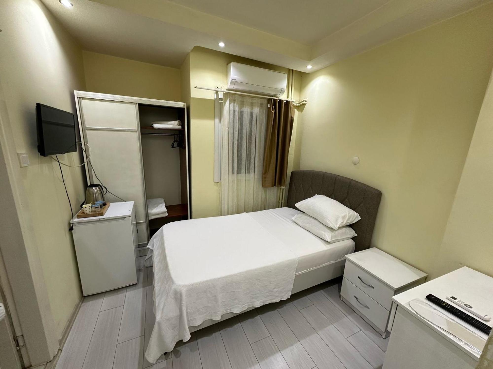 Naval Hotel Yalova ヤロヴァ エクステリア 写真